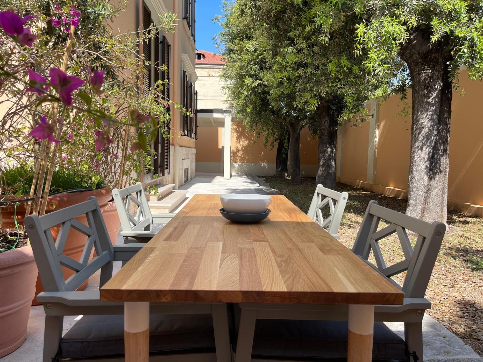 塔兰托 Palazzo Pitagora酒店 外观 照片